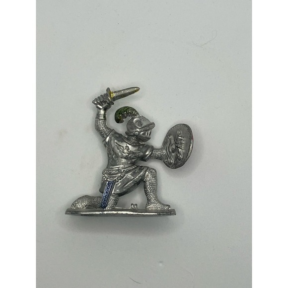 Knight Figure Small Plastic Grey Made in Germany - Picture 1 of 7